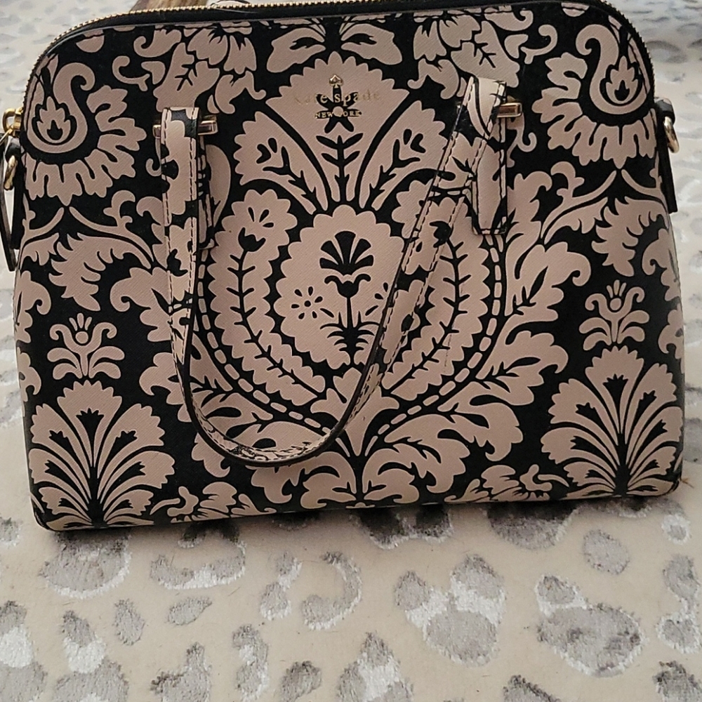 Kate Spade purse - Picture 2 of 3